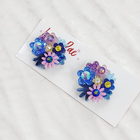 Flower Bouquet Stud Earrings - 010