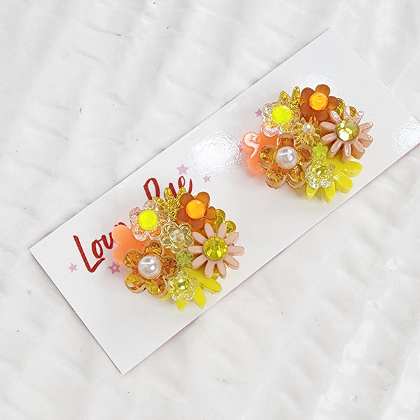 Flower Bouquet Stud Earrings - 026