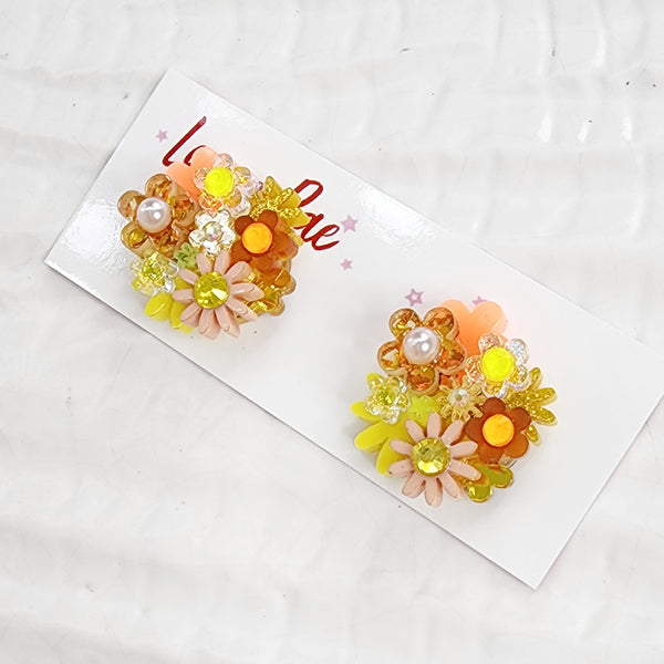 Flower Bouquet Stud Earrings - 026