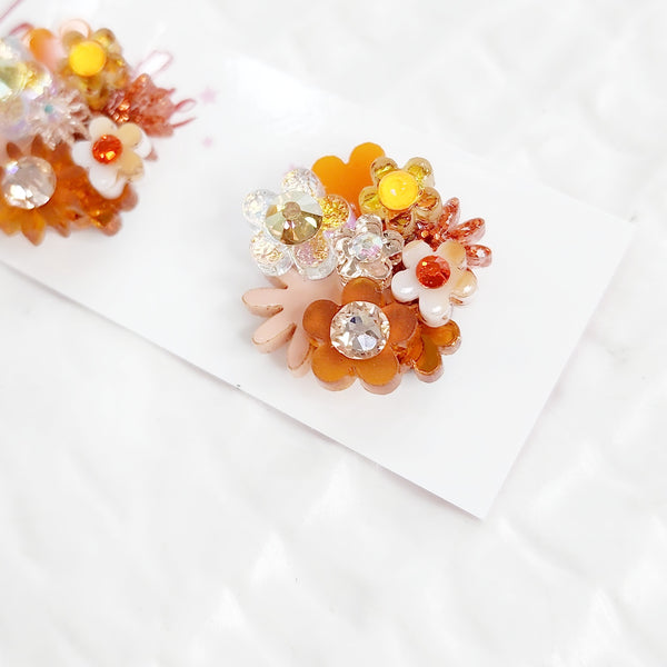 Flower Bouquet Stud Earrings - 007