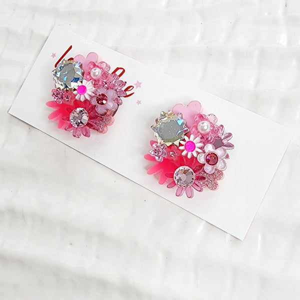 Flower Bouquet Stud Earrings - 010