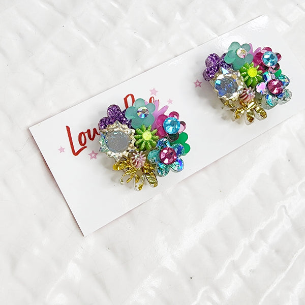 Flower Bouquet Stud Earrings - 009