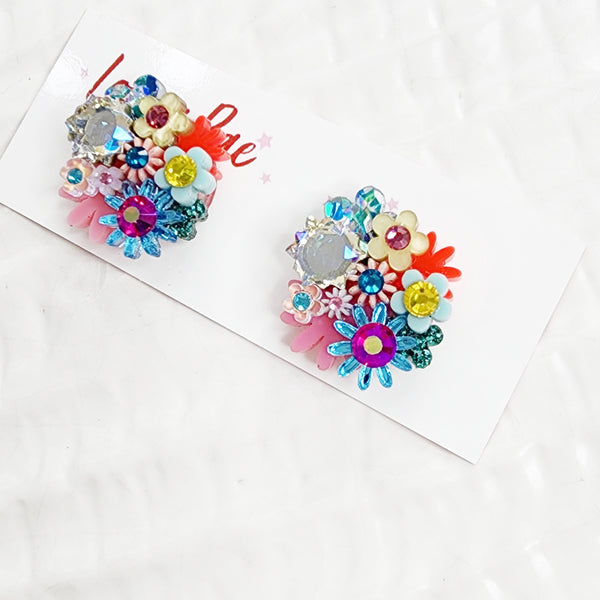 Flower Bouquet Stud Earrings - 007