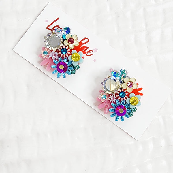 Flower Bouquet Stud Earrings - 007