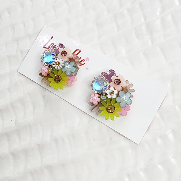 Flower Bouquet Stud Earrings - 006