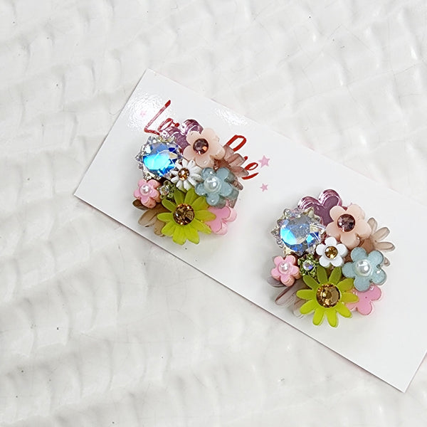 Flower Bouquet Stud Earrings - 006