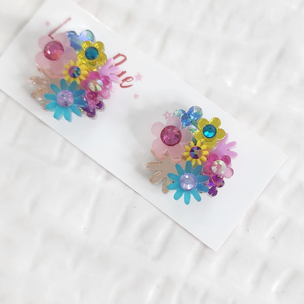 Flower Bouquet Stud Earrings - 017