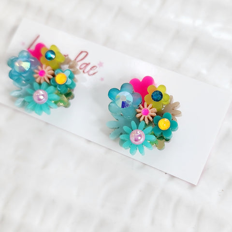 Flower Bouquet Stud Earrings - 033