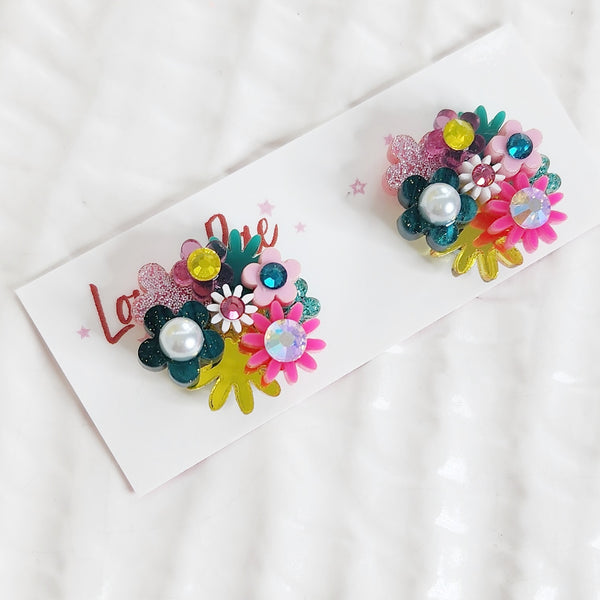 Flower Bouquet Stud Earrings - 039