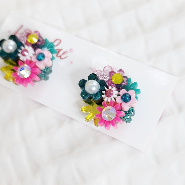 Flower Bouquet Stud Earrings - 039