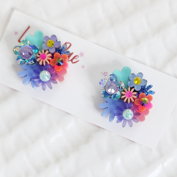 Flower Bouquet Stud Earrings - 036