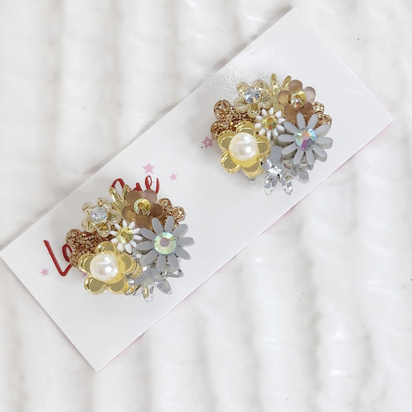 Flower Bouquet Stud Earrings - 035