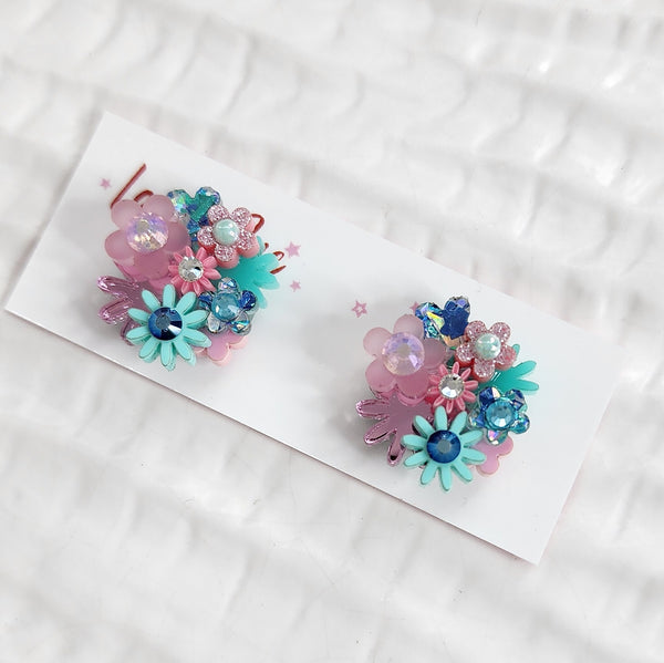 Flower Bouquet Stud Earrings - 009