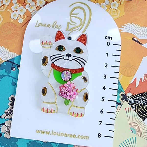 Maneki-neko Brooch