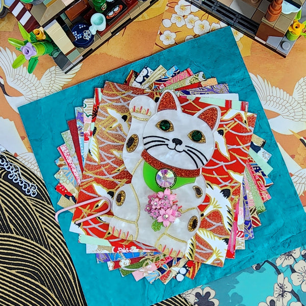 Maneki-neko Brooch
