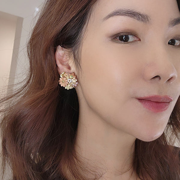 Ayaka Stud Earrings - 005