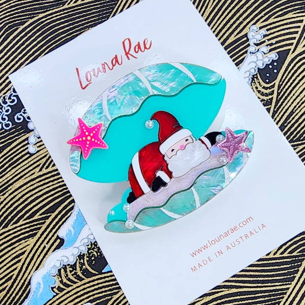 Santa in a Shell Brooch