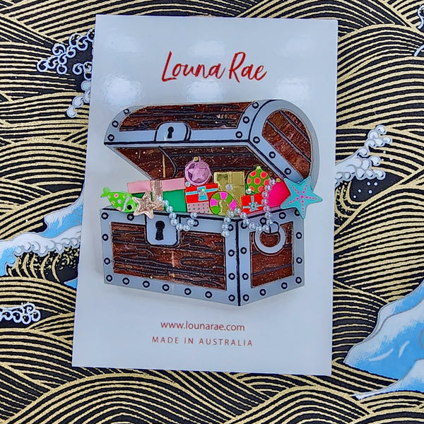 Christmas Treasure Chest Brooch