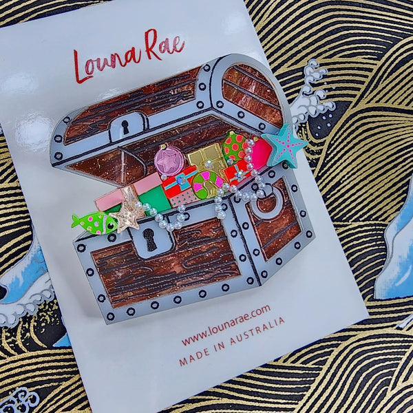 Christmas Treasure Chest Brooch