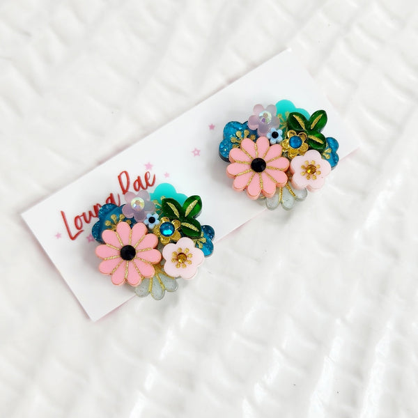 Ayaka Stud Earrings - 009