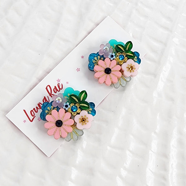 Ayaka Stud Earrings - 009