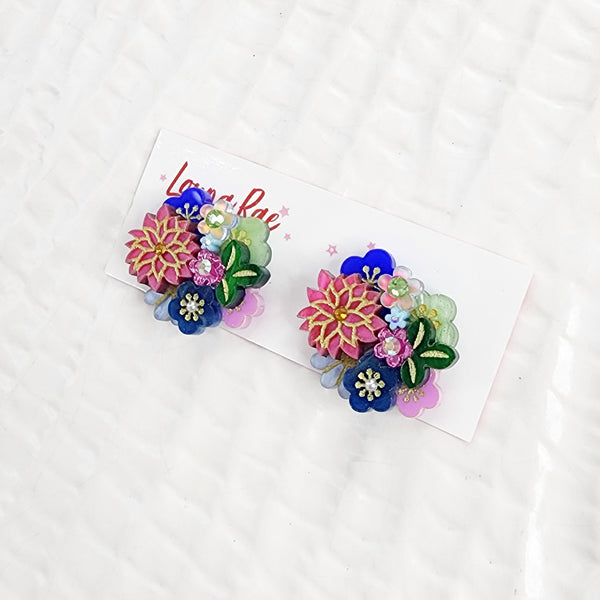 Ayaka Stud Earrings - 010