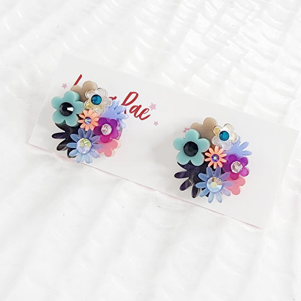 Flower Bouquet Stud Earrings - 006