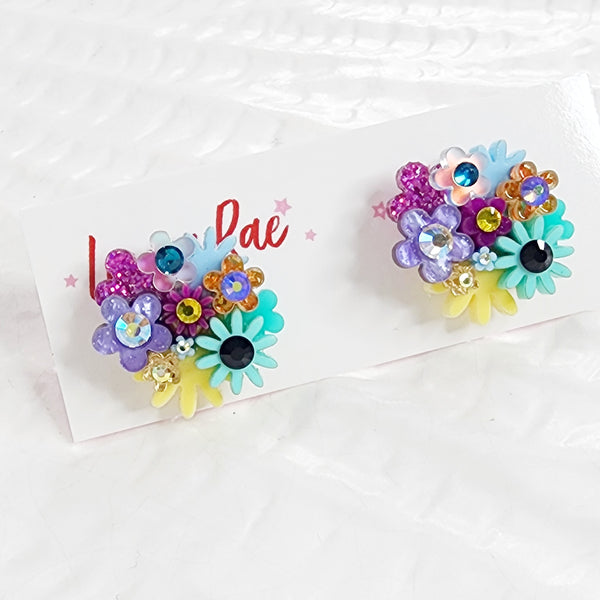 Flower Bouquet Stud Earrings - 009