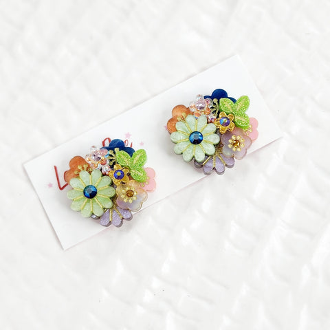Ayaka Stud Earrings - 022