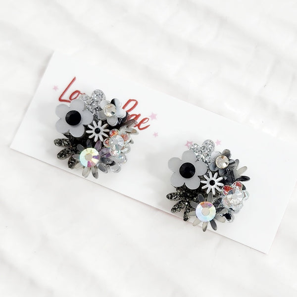 Flower Bouquet Stud Earrings - 012