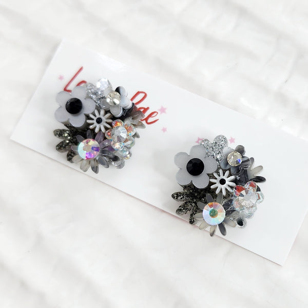 Flower Bouquet Stud Earrings - 012