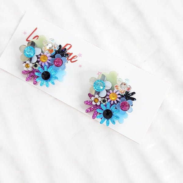 Flower Bouquet Stud Earrings - 014