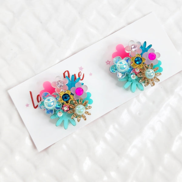 Flower Bouquet Stud Earrings - 021