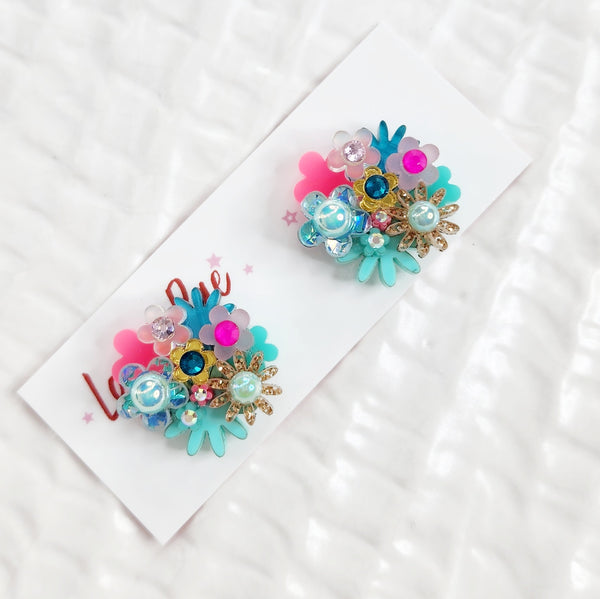Flower Bouquet Stud Earrings - 021