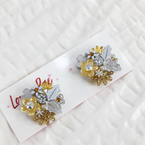 Christmas Flower Bouquet Stud Earrings - 014