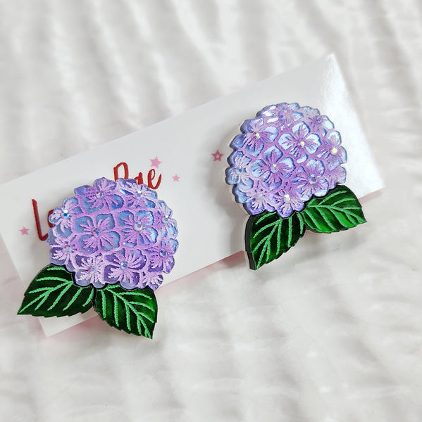 Hydrangea Stud Earrings - 001