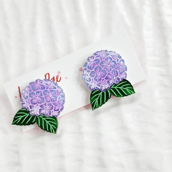 Hydrangea Stud Earrings - 001