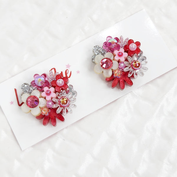 Flower Bouquet Stud Earrings - 014