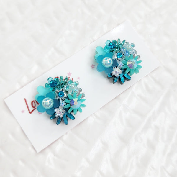 Flower Bouquet Stud Earrings - 013