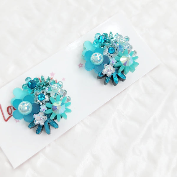 Flower Bouquet Stud Earrings - 013