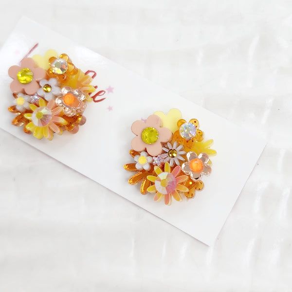 Flower Bouquet Stud Earrings - 012