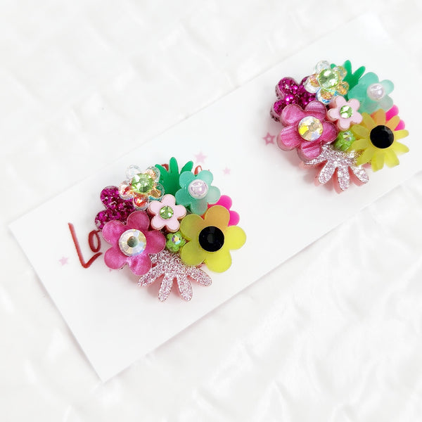 Flower Bouquet Stud Earrings - 011