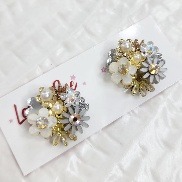 Flower Bouquet Stud Earrings - 010