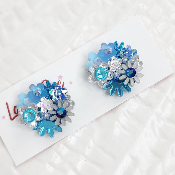 Flower Bouquet Stud Earrings - 008