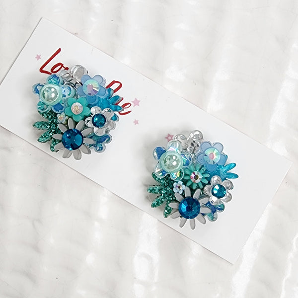 Flower Bouquet Stud Earrings - 024
