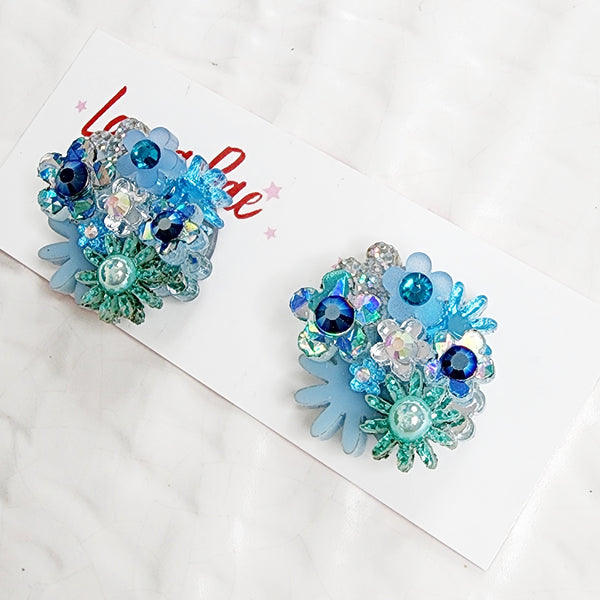 Flower Bouquet Stud Earrings - 024