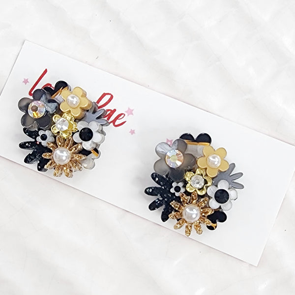 Flower Bouquet Stud Earrings - 027