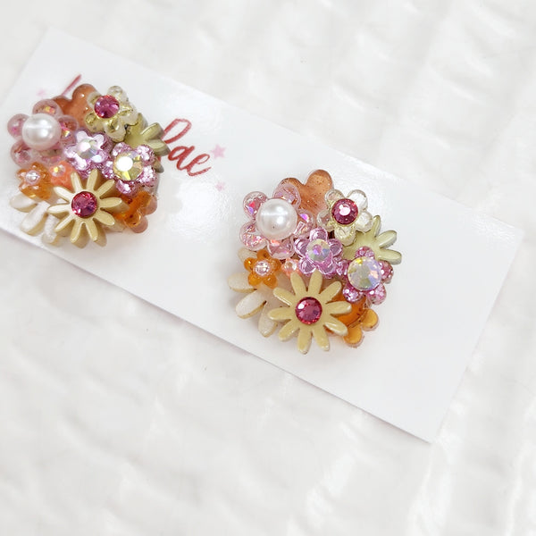 Flower Bouquet Stud Earrings - 031