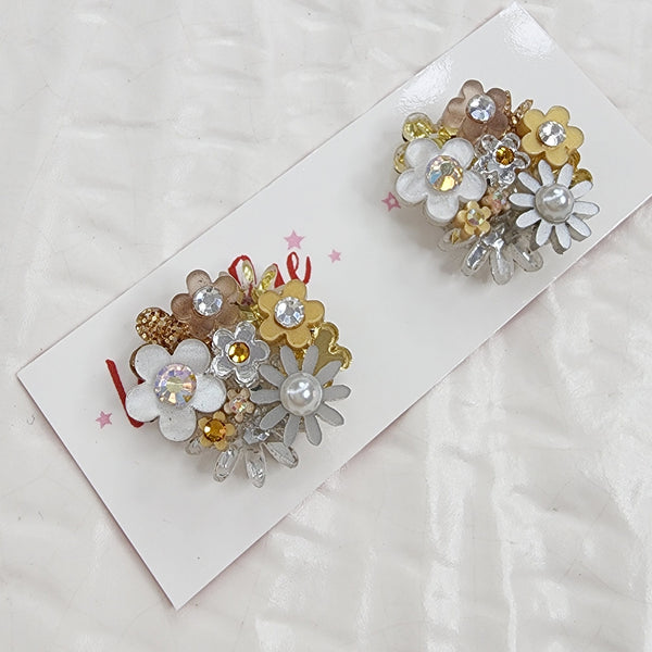 Flower Bouquet Stud Earrings - 007