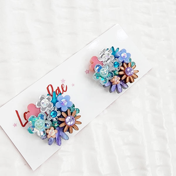 Flower Bouquet Stud Earrings - 010
